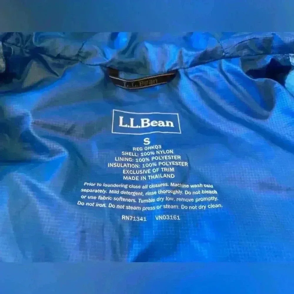 LL Bean Quilted Puffer Jacket Prima Loft Blue Hooded Stowaway Women's Size Small - Picture 4 of 14